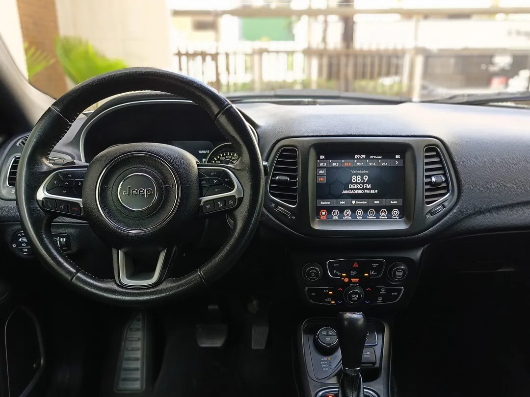 Jeep Compass 2021, foto 4 de 6